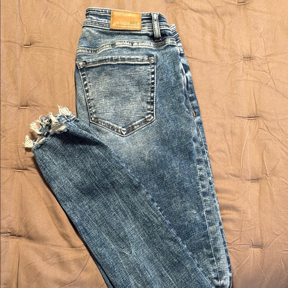 BKE Blue Skinny Jeans with Vintage Distressed Style